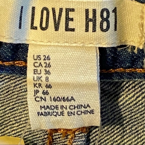 Forever 21 I Love H81 Cuffed Distressed Denim Jeans Shorts Size 26 NWT - Picture 12 of 14